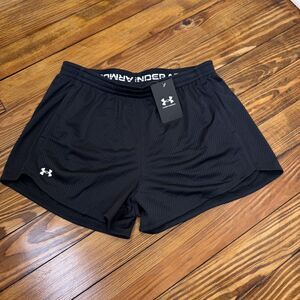 NWTs Under Armor Black Mesh Shorts, Tech Play Up - Women's Medium